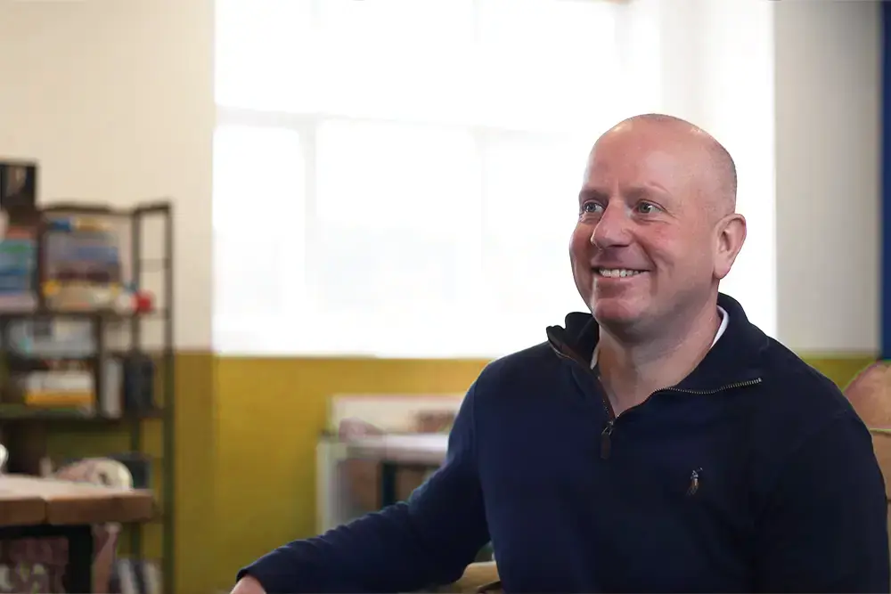 an automotive technology expert at click dealer